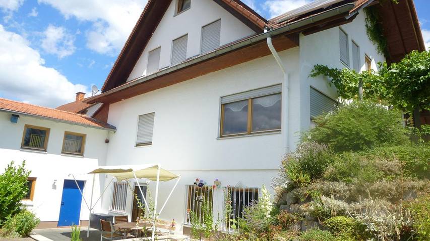 Ferienwohnung für 2 Personen, mit Terrasse und Garten - 1