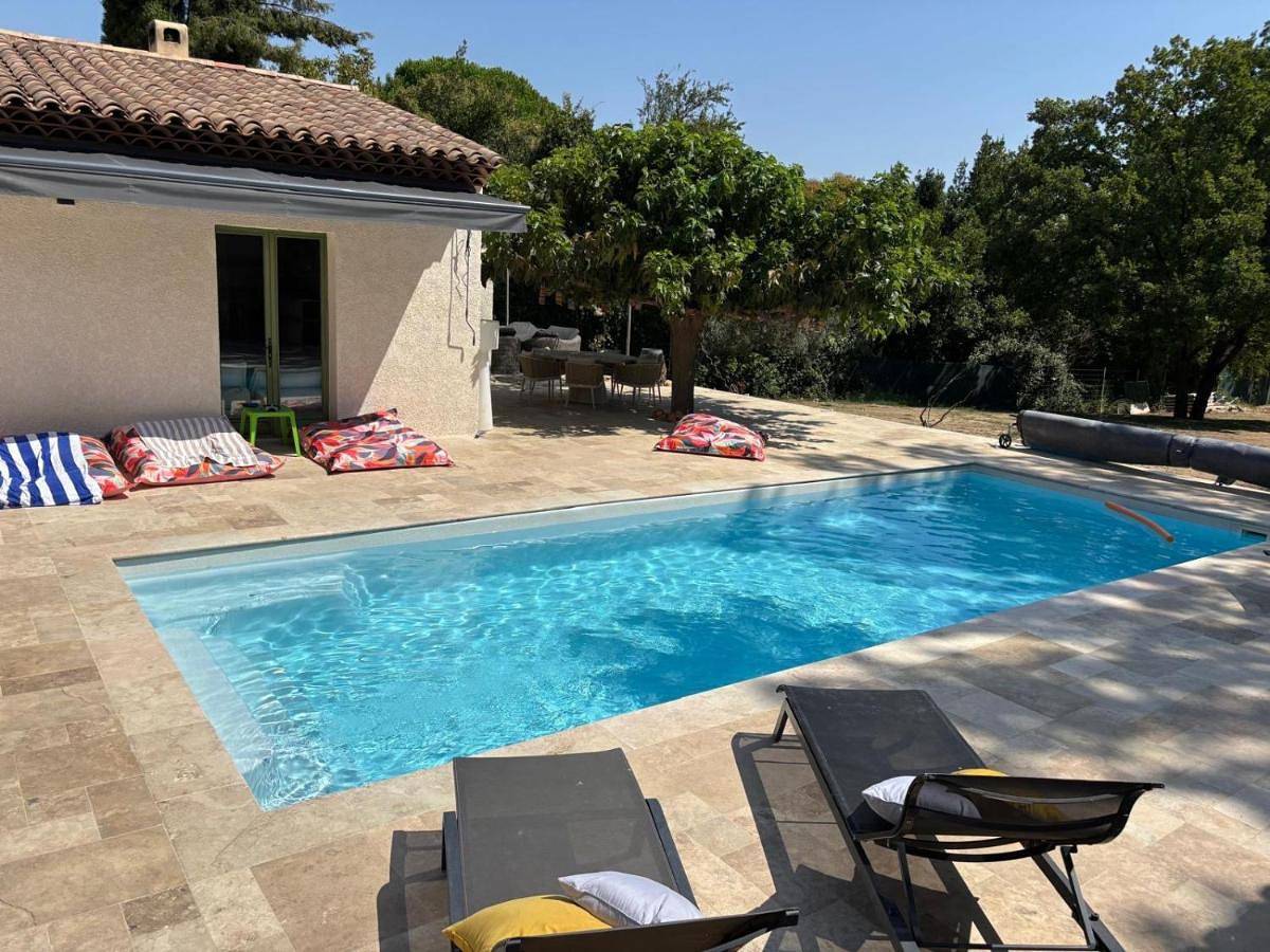 Studio Indépendant dans Villa in Roquebrune-sur-Argens, Côte méditerranéenne (France)