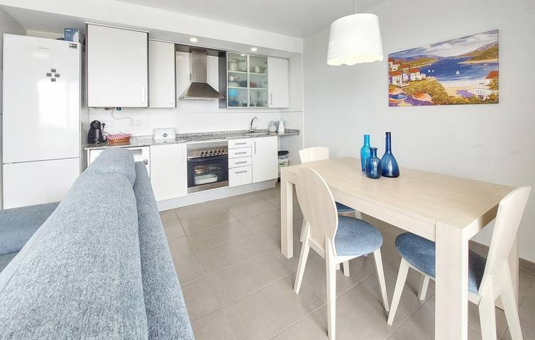 Apartamento vacacional entero, Apartamento con vistas al mar, piscina y terraza in Moncófar, Costa del Azahar