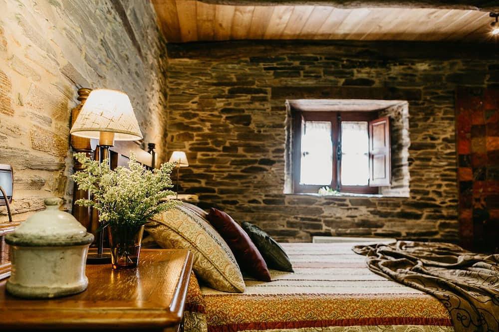 Houses of Outeiro for 4 people in Samos (Lugo), Lugo Province