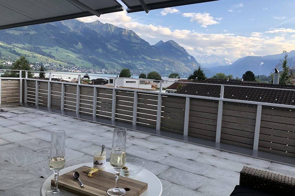 Ganze Wohnung, Penthouse mit fantastischem Blick in die Berge und über den Sarnensee in Sarnen, Obwalden