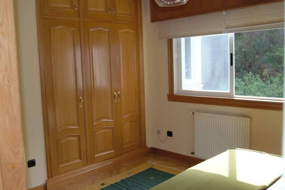 Entire apartment, Cozy apartment with views in Sada in Galician Coast