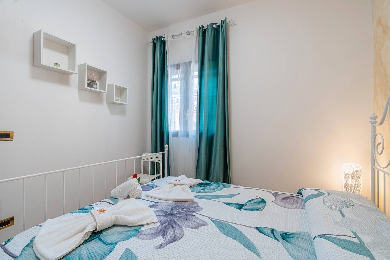 Habitación 'Wanderlust De Voyage Economy' con Wi-Fi y aire acondicionado in Catania, Provincia de Catania