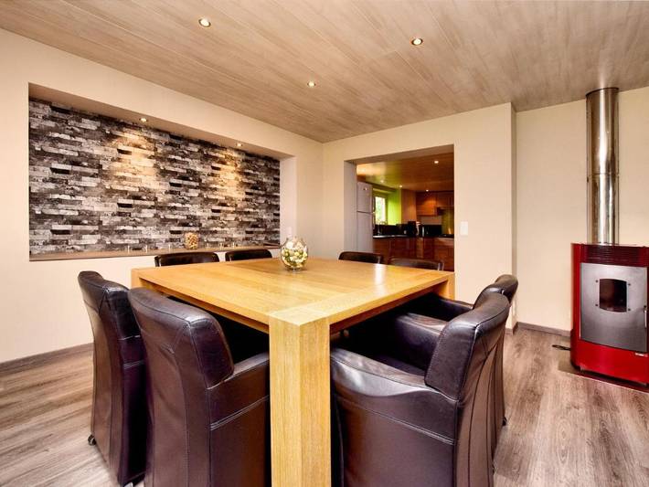 Location de vacances pour 8 personnes, avec terrasse et sauna ainsi que jardin et jacuzzi dans Samrée - 3