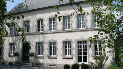 Gîte pour 9 personnes, avec terrasse et jardin dans Honnay
