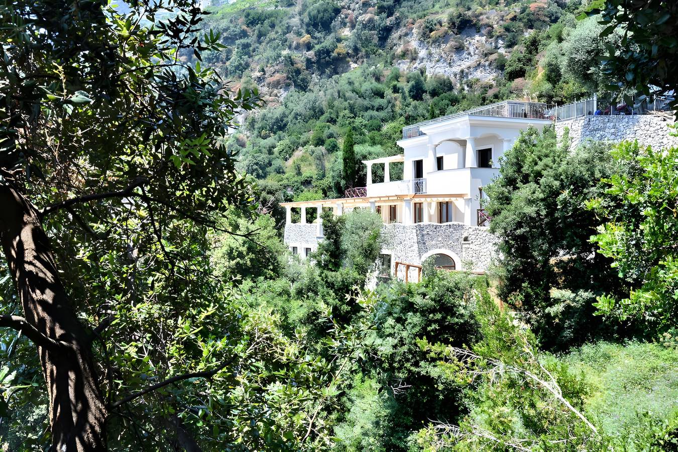 Villa 'Luxury Seaview With Jacuzzi' with Sea View, Wi-Fi and Air Conditioning in Conca dei Marini, Amalfi Coast