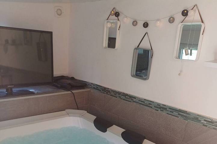 Location de vacances pour 4 personnes à Aniane