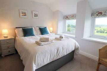 Log Cabin for 4 People in Bassenthwaite, Cumbria, Photo 4