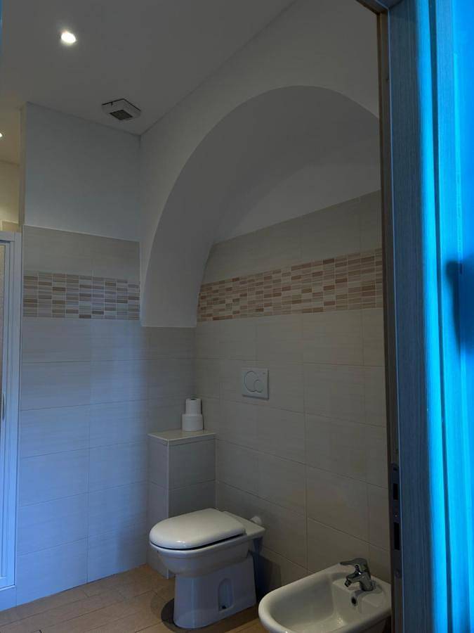 Gîte pour 2 personnes, avec jardin et terrasse dans Stresa - 4