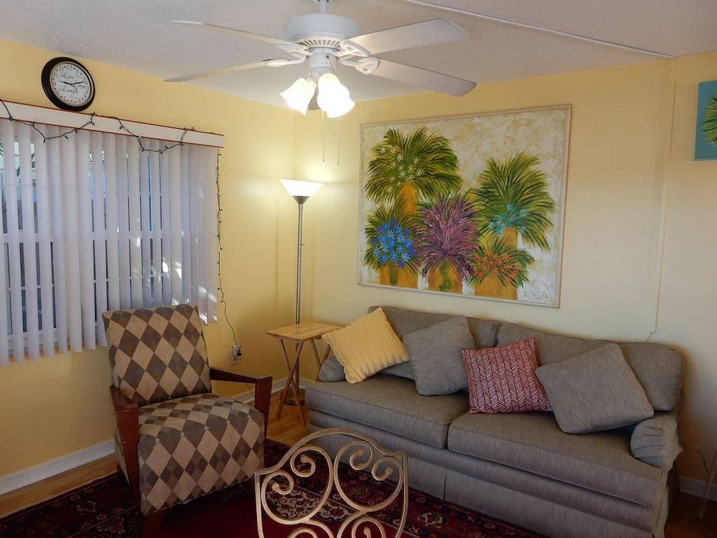 Ganze Wohnung, Ruhige Lage am Wasser der Little Sarasota Bay in Siesta Key, Sarasota County