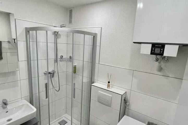 Ferienwohnung für 3 Personen, mit Whirlpool in Karlsruhe - 2