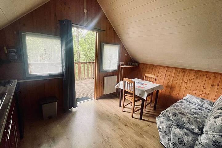 Gîte pour 4 personnes, avec terrasse et piscine à Camon - 4