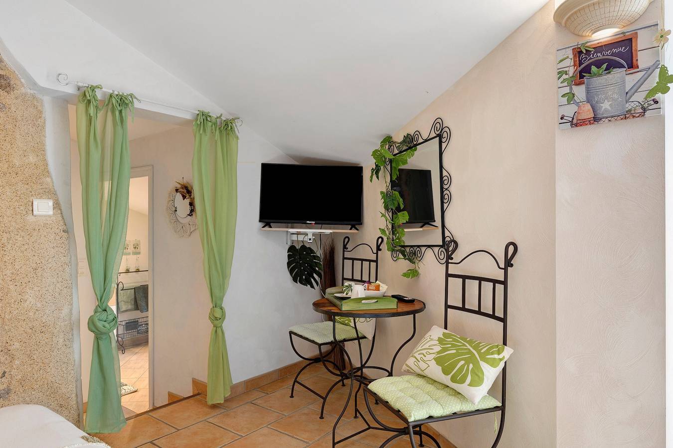 Chambre d’hôtes « Chambre Nature » avec jardin partagé et Wi-Fi in Saint-Malô-du-Bois, Vallée de la Loire