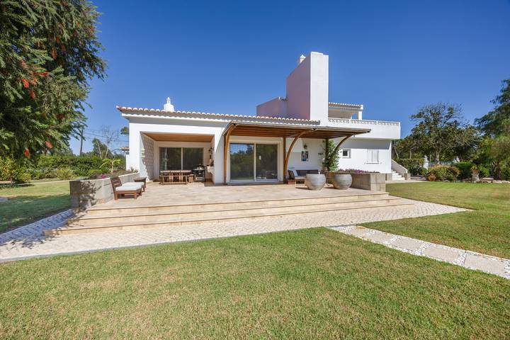 Villa Casa Lagartixa — vuestro refugio en el Algarve in Alvor, Distrito de Faro