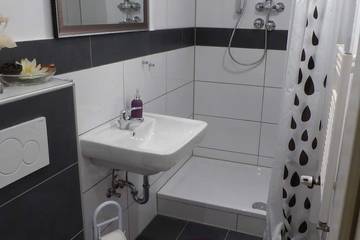 Ferienwohnung für 2 Personen, mit Garten in Neuss