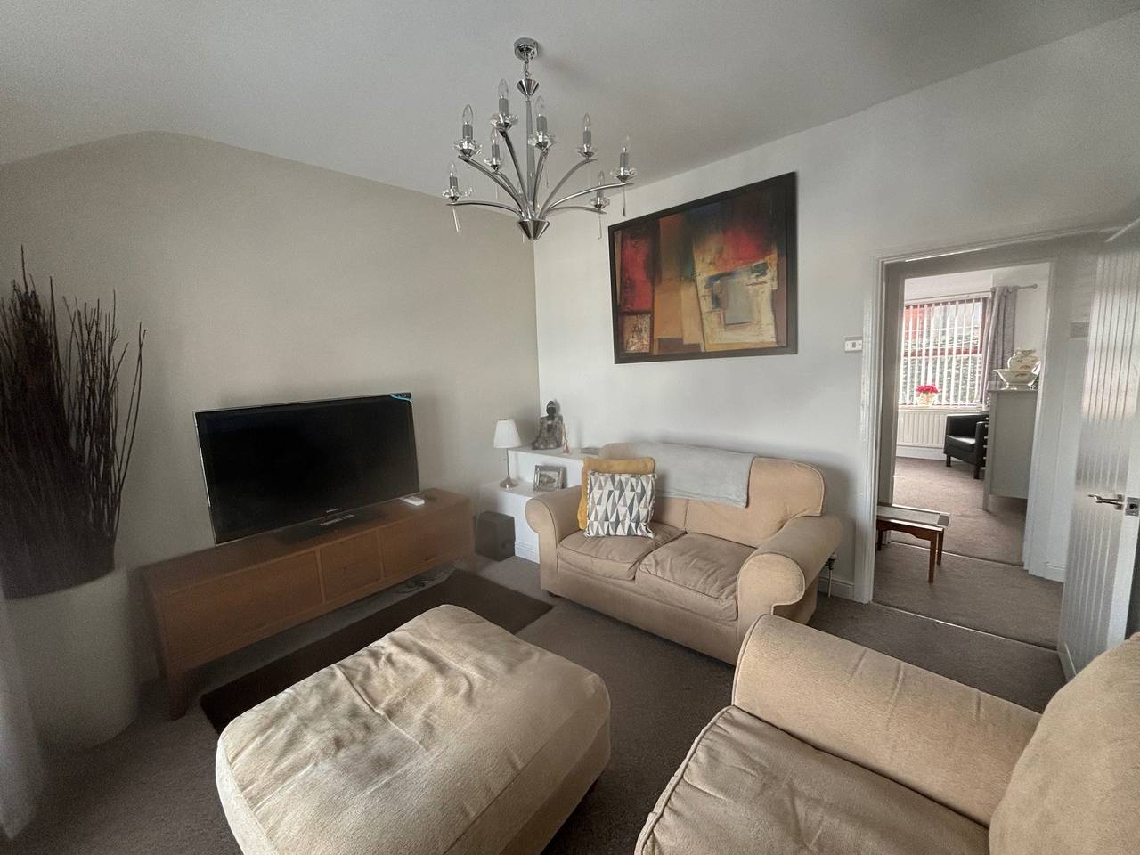 Entire holiday apartment, Penmaenmawr Coastal Retreat in Penmaenmawr, Snowdonia