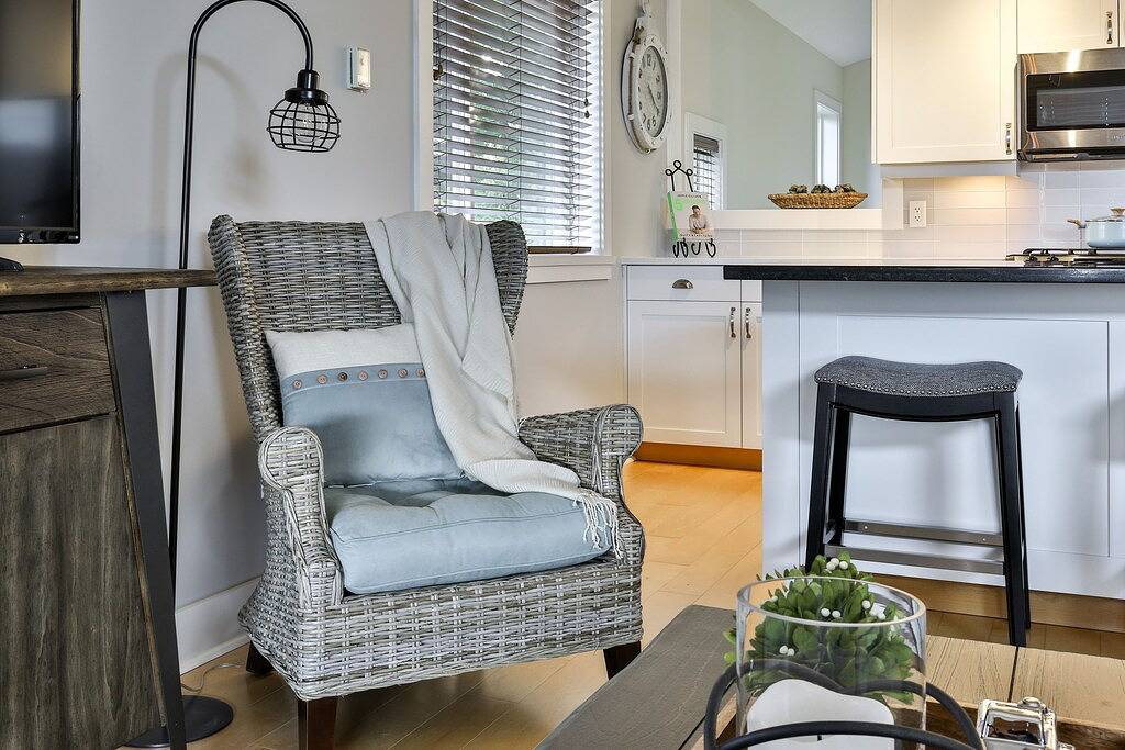 Ganze Wohnung, Atemberaubende Oase mit Meerblick in Vancouver Island 1 min. zu Fuß zum Strand 2Br 2Bth❤ in Parksville, Regional District of Nanaimo