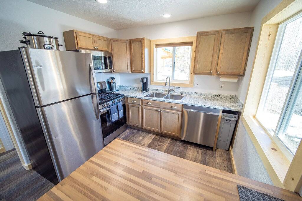 Cozy retreat near Kenai Rvr-2Q&1F bed-w/loft #2 in Kenai Peninsula