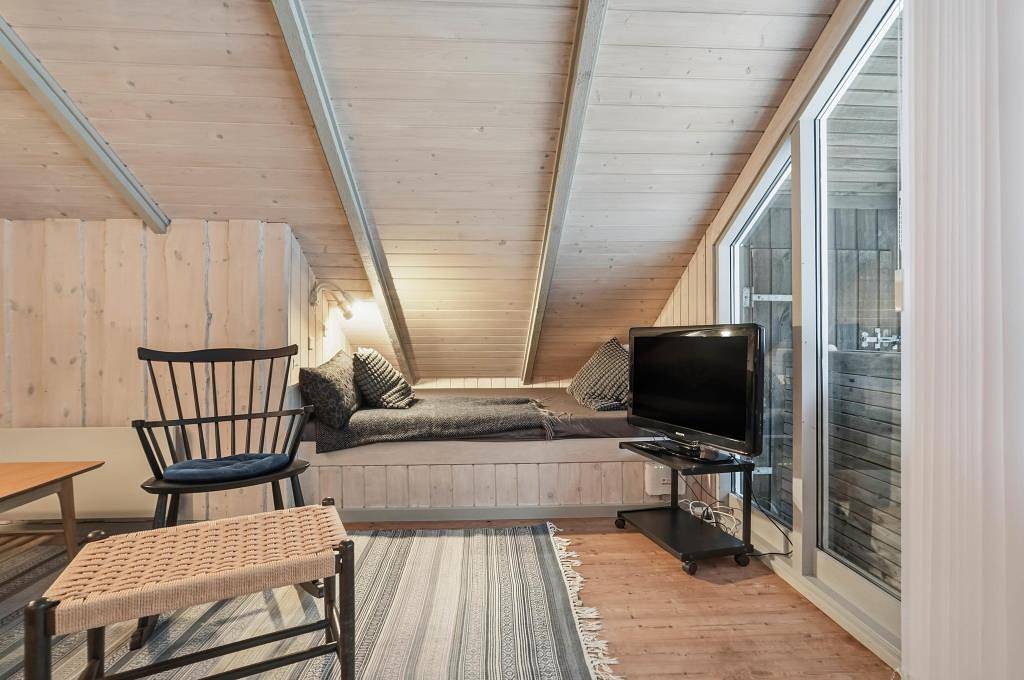 Charmantes Ferienhaus mit Kaminofen im Wald in Ho in Blavand, Varde Region