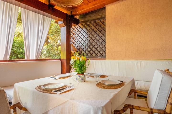 Ganze Wohnung, Ferienwohnung „Casa Vacanze Miky Punta Asfodeli“ mit Terrasse, Garten & Klimaanlage in Porto Rotondo, Olbia