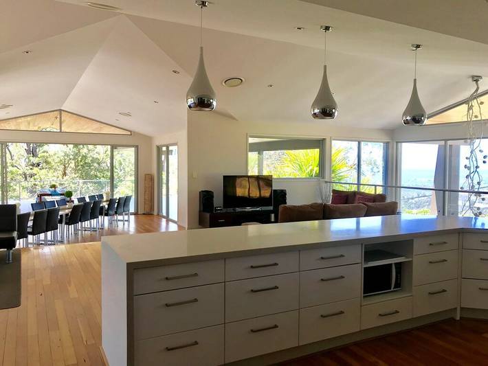 Holiday home for 22 people, with garden and hot tub in Gold Coast