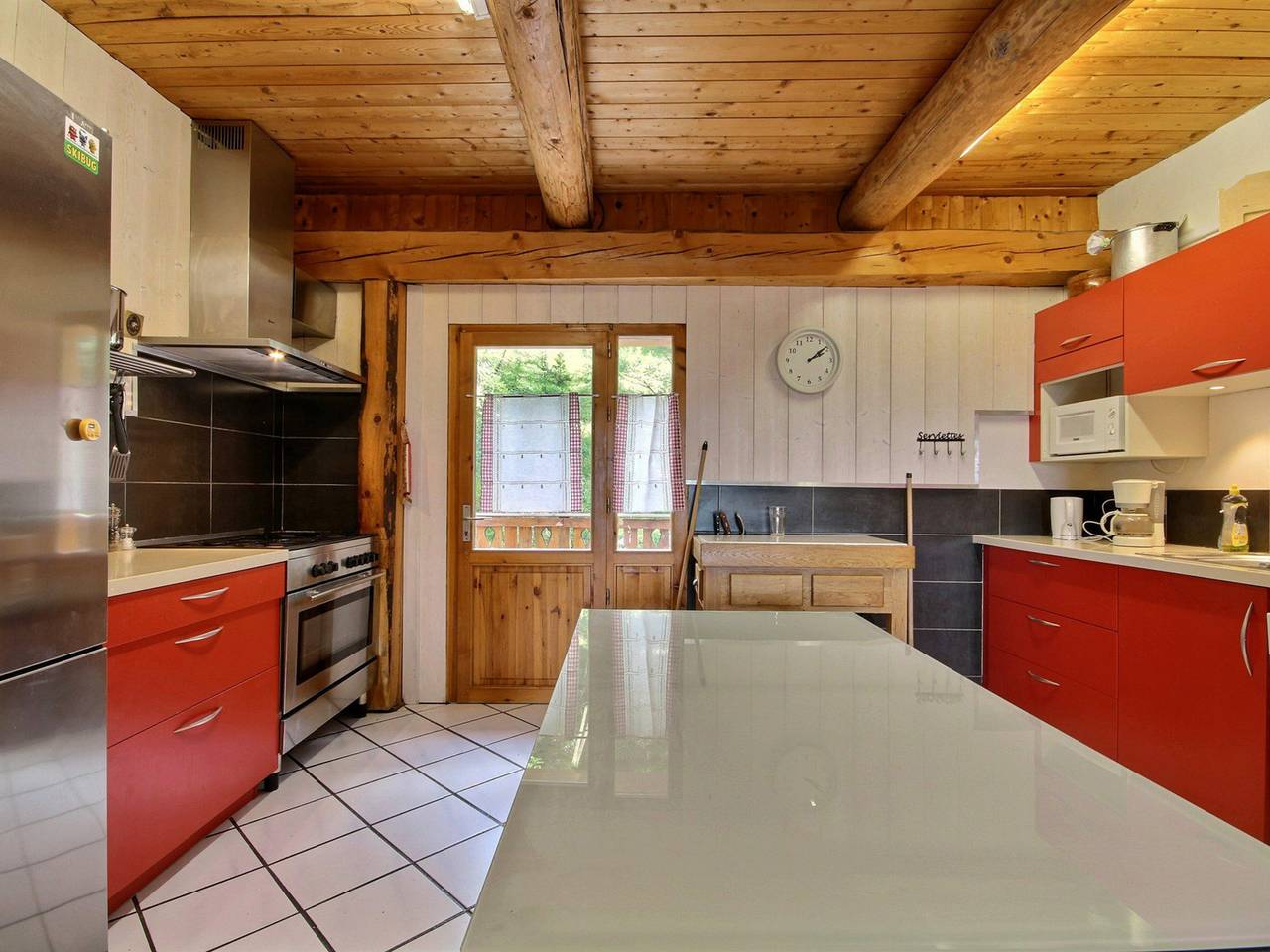 Chalet 15 personnes, proche des pistes, 7 chambres avec salles de bains in Plagne Villages, La Plagne-Tarentaise