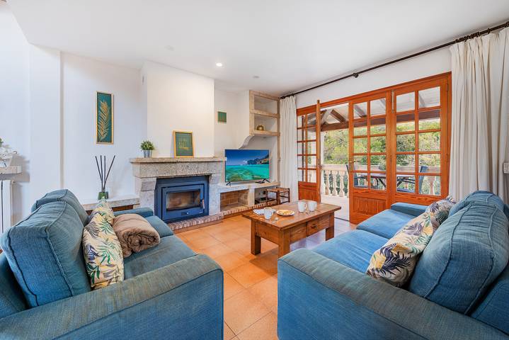 Location de vacances pour 8 personnes, avec jardin et terrasse à Cala Sant Vicenc - 2