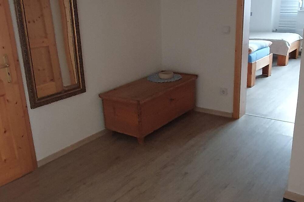 Ganze Wohnung, Gemütliche Ferienwohnung (67m2) für 4 Pers. in Kürmreuth in Königstein (Bayern), Ostbayern