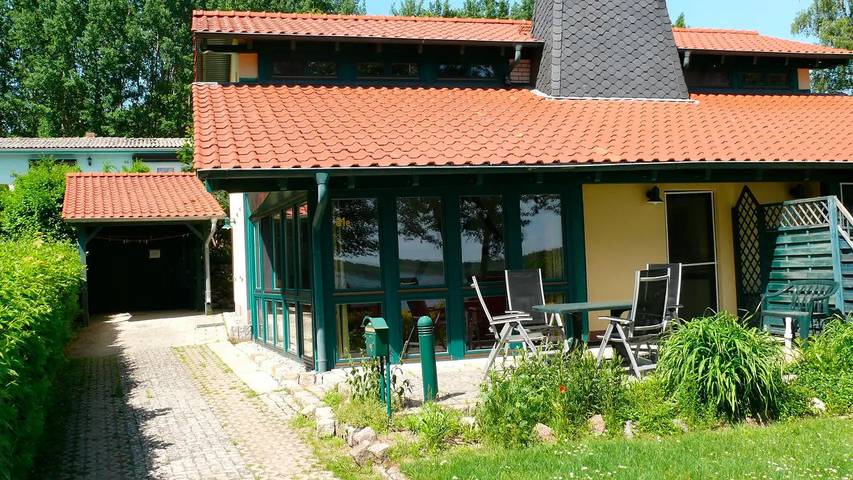 Ferienhaus für 5 Personen, mit Garten in Jabel