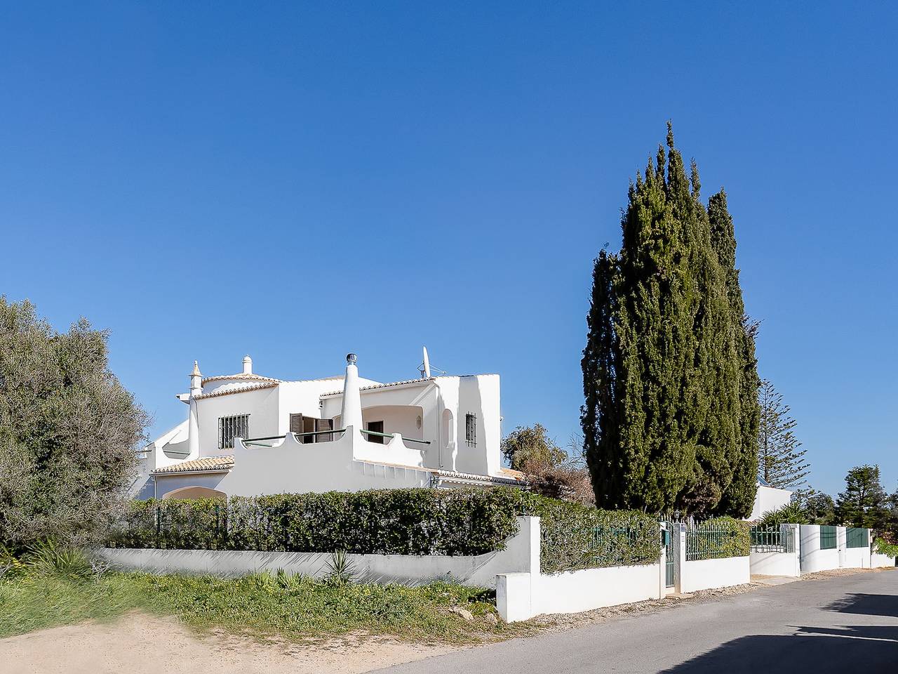 Familienvilla in Carvoeiro mit beheiztem Privatpool in Carvoeiro, Lagoa