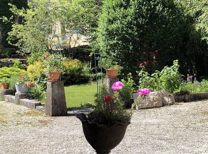 Chambre d’hôte pour 3 personnes, avec jardin dans le Doubs - 2