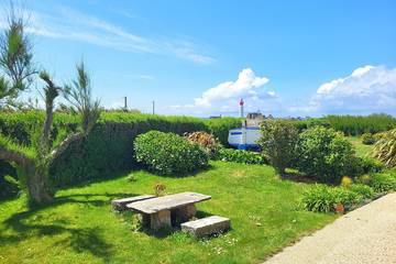 Gîte pour 7 personnes, avec jardin dans Abbaye de la Pointe Saint-Mathieu