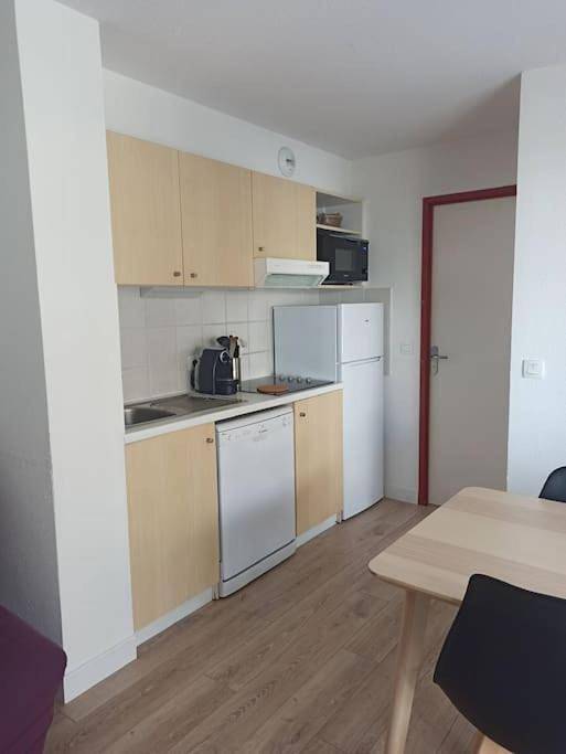 Chalet pour 4 personnes, avec vue ainsi que jardin et terrasse à Puy-Saint-Vincent - 4