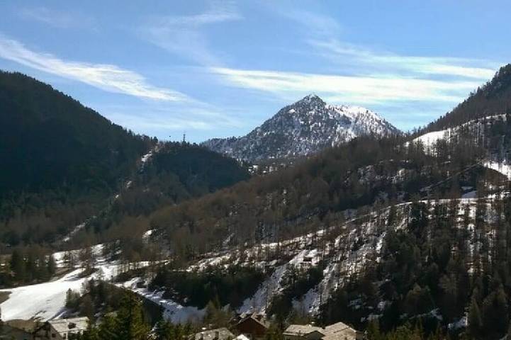 Appartamento per 4 persone, con terrazza a Sestriere e dintorni