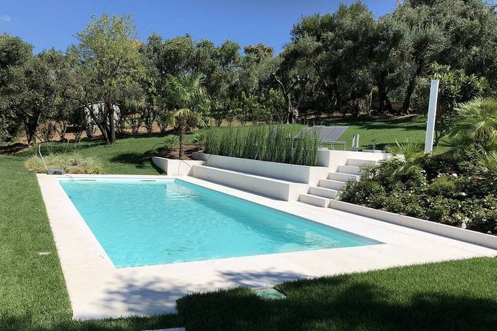 Villa pour 15 personnes, avec Balcon ainsi que Jacuzzi et Jardin à Vérone