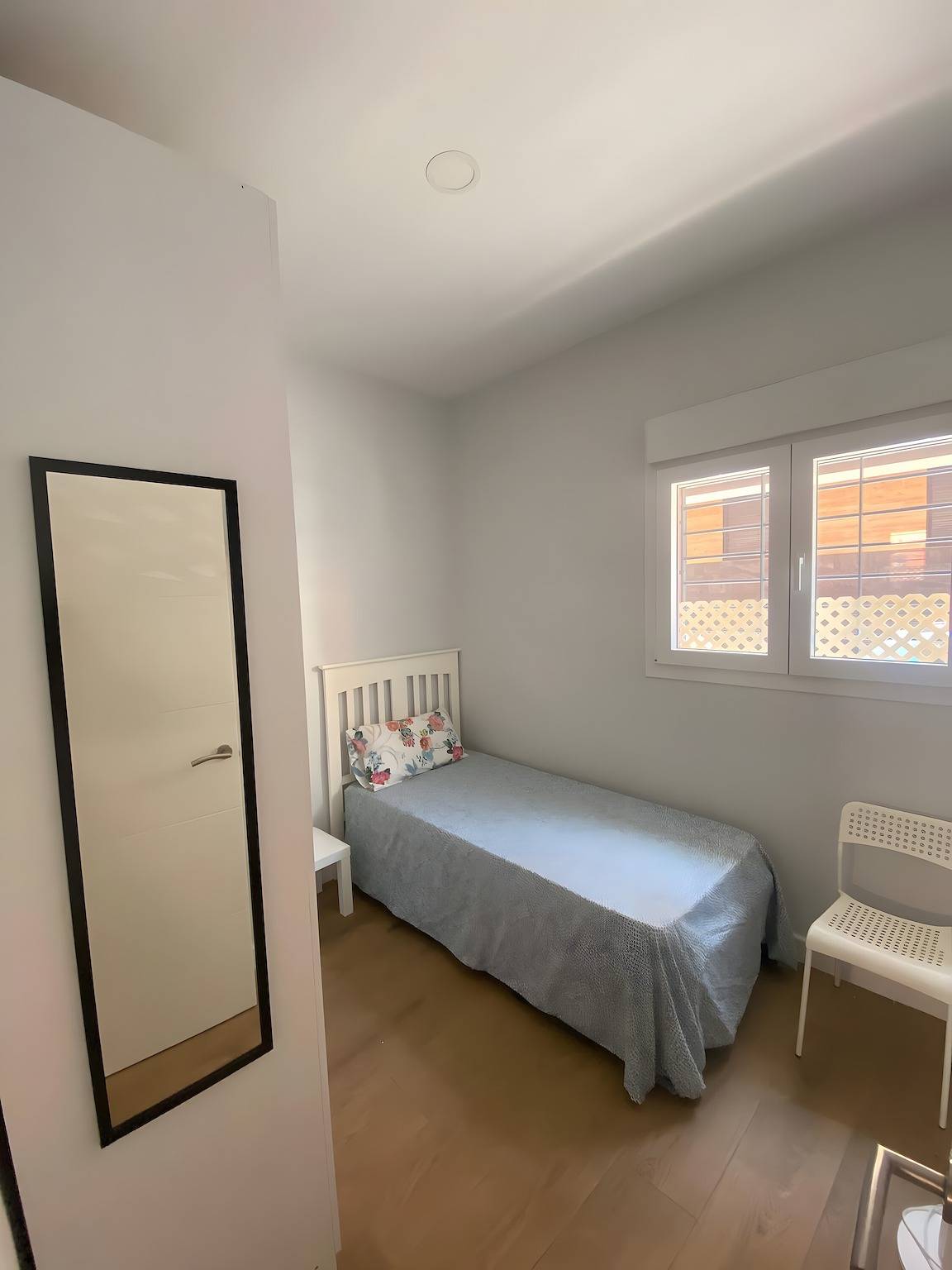 Apartamento entero, Moderno Apartamento frente al mar con Wi-Fi y Aire Acondicionado in Playa La Victoria, Cádiz