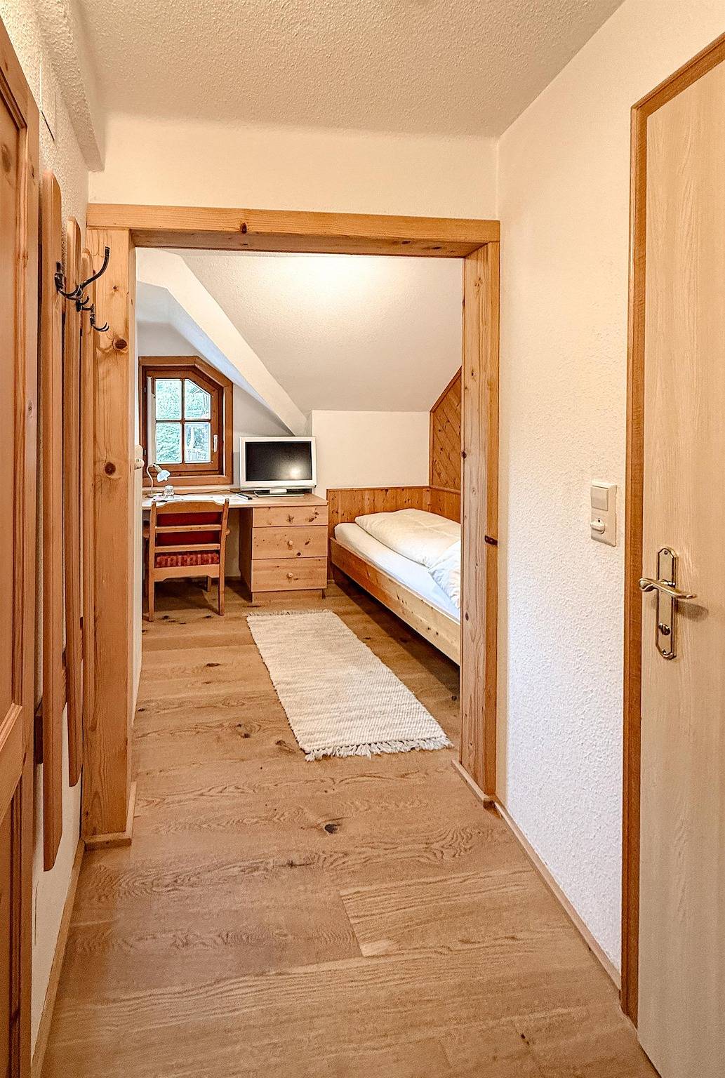 Einzelzimmer mit Dusche, Wc in Ramsau am Dachstein, Schladming-Dachstein