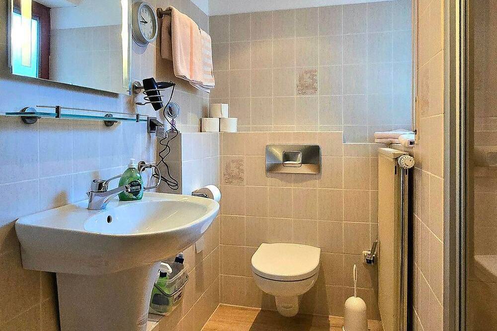 Ganze Wohnung, Ferienwohnung am Felsenkeller - Ferienwohnung 3 in Tann, Rhön-Hessen