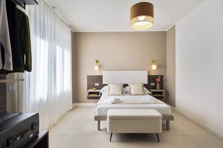 Vacation rental for 10 people, with Balcony and Yard in Milan Province