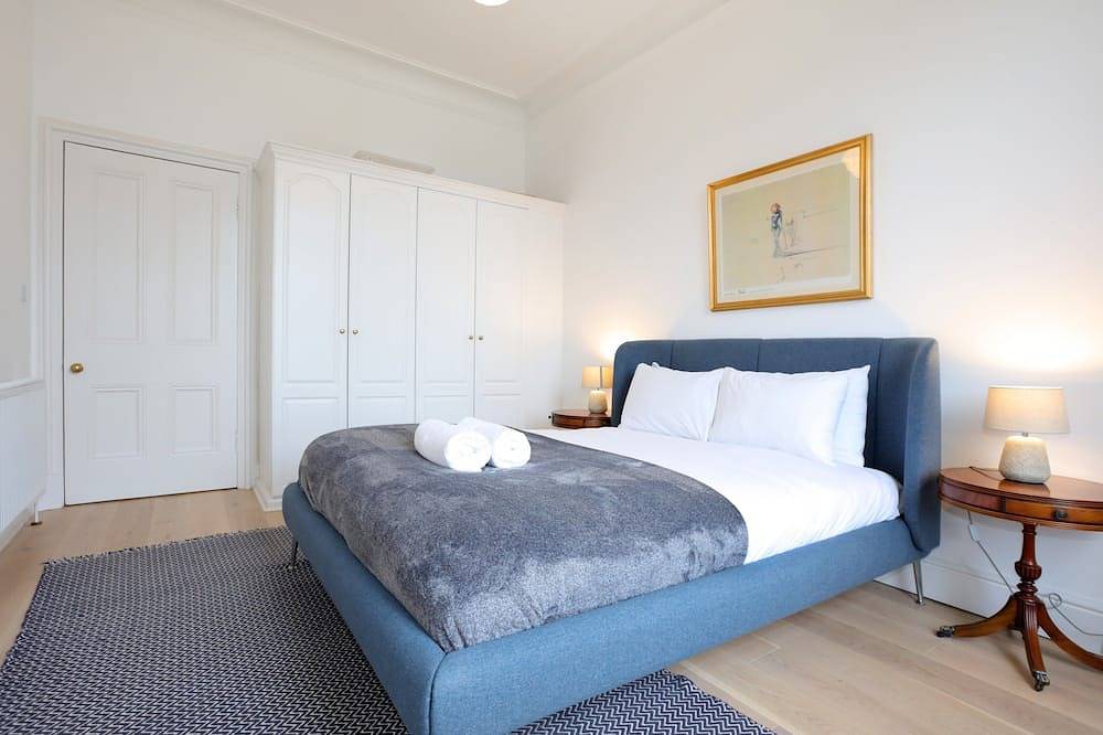 Luxury Victorian villa in the heart of North Berwick, sleeping up to 6 guests. in North Berwick, Edinburgh and Lothian