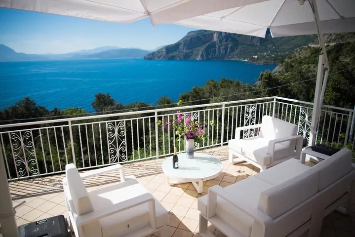 Albergo a gestione familiare per 3 persone, con panorama e giardino, con animali domestici - 1