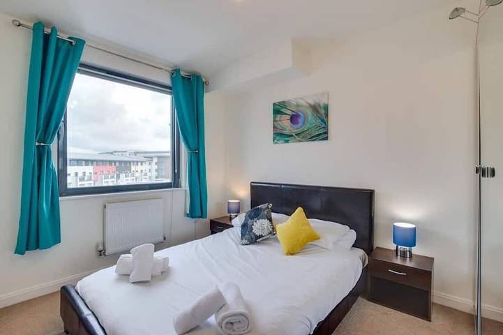 4 Bed in Marina (oc-hh206) in Swansea, Swansea e dintorni
