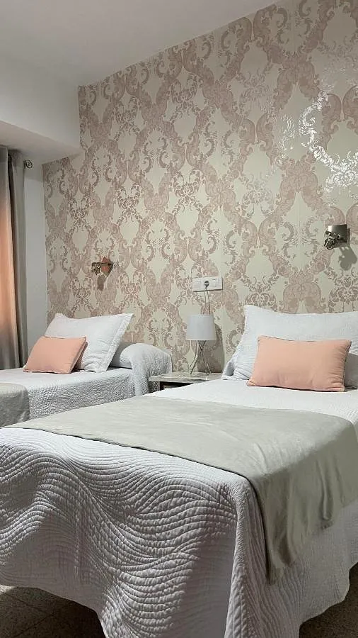 Hotel para 2 personas - 1