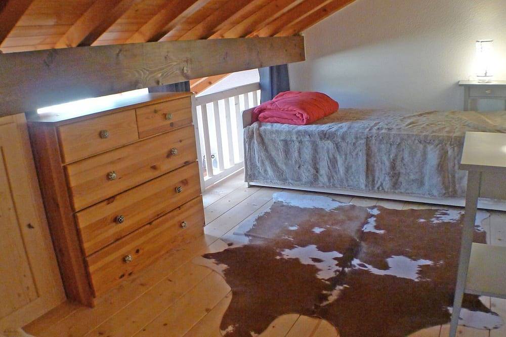 Appartement entier, Charmant T3 calme à 500m du centre de Samoëns avec parking in Samoëns, Région de Bonneville