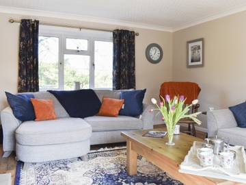 Log Cabin for 6 People in Peak District, Midlands, Photo 4