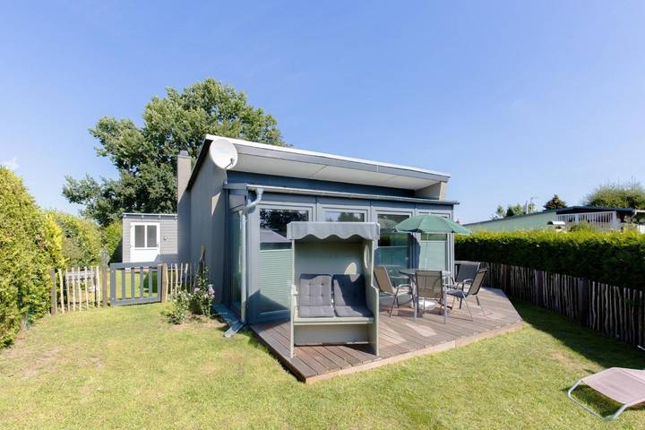 Ferienhaus für 4 Personen, mit Terrasse und Garten in Stahlbrode