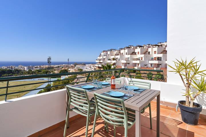 Vacation rental for 4 people, with children pool and yard in Nerja