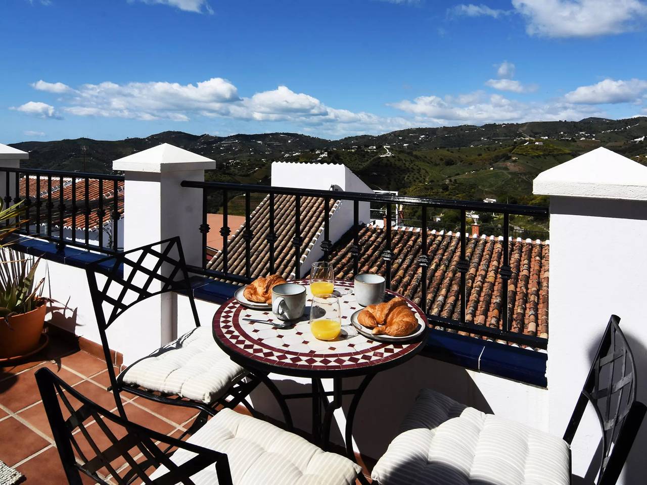 Apartamento entero, 3 estancias 4 Personas in Frigiliana Road, Frigiliana