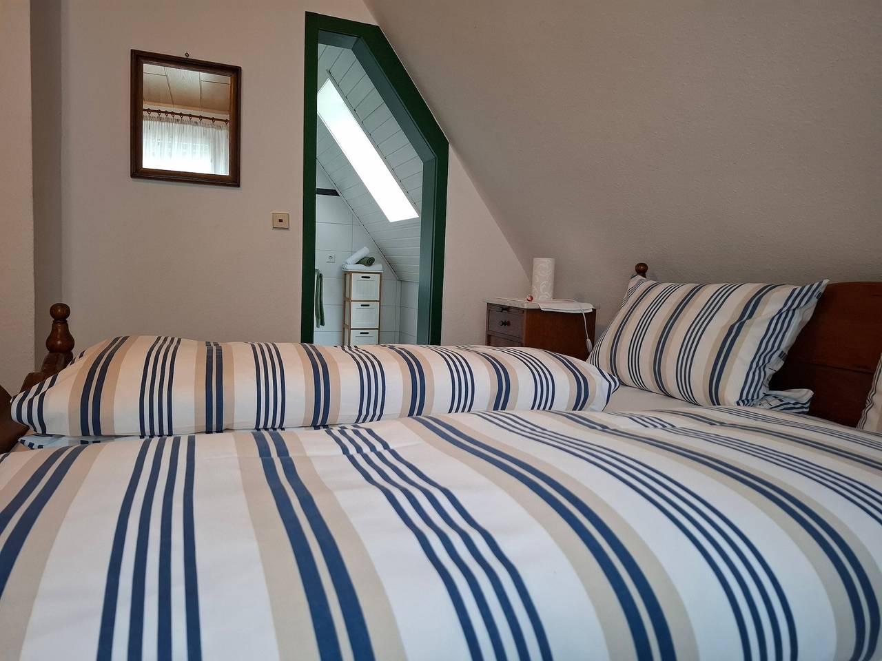 Zimmer „Zimmer 38“ mit Gemeinschaftsgarten und Wlan in Nürtingen, Landkreis Esslingen