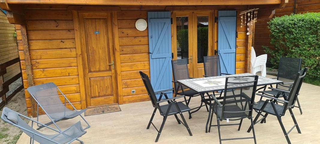 Gîte pour 6 personnes, avec vue et piscine ainsi que jardin et sauna à Bias - 2